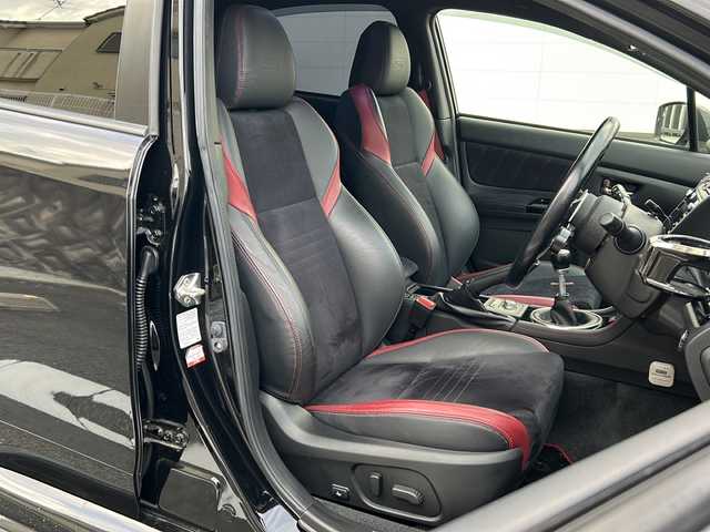 スバル ＷＲＸ ＳＴＩ STI タイプS 大阪府 2019(令1)年 6.9万km クリスタルブラックシリカ １オーナー　アプライドＦ型　ＨＫＳ車高調　ＲＡＹＳ１９ＡＷ　柿本４本出し　ＳＴＩエアロ　リアスポイラー　ナルディハンドル　純正８インチナビ　シートヒーター　レーダー探知機　ドラレコ　ＥＴＣ　バックカメラ　ウィンカーミラー　プッシュスタート　LEDヘッドライト　純正マフラー（積込）　純正ハンドル（積込）　純正オーディオ　スペアタイヤ