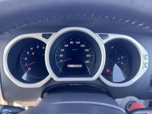 トヨタ ハイラックス サーフ SSR－G 岩手県 2004(平16)年 6.1万km グレイッシュブルーメタリック 4WD/純正MOPナビTV/バックカメラ/ETC/フロントフォグランプ/オートライト/オートエアコン/革巻きステアリング/荷室ダブルデッキ/トレイ/AC100Vコンセント/純正17インチアルミホイール/リモコンキー/イモビライザー/禁煙車