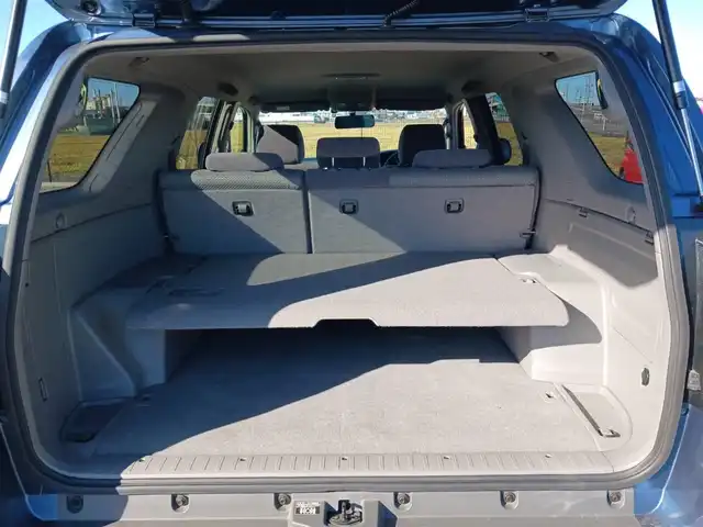 トヨタ ハイラックス サーフ SSR－G 岩手県 2004(平16)年 6.1万km グレイッシュブルーメタリック 4WD/純正MOPナビTV/バックカメラ/ETC/フロントフォグランプ/オートライト/オートエアコン/革巻きステアリング/荷室ダブルデッキ/トレイ/AC100Vコンセント/純正17インチアルミホイール/リモコンキー/イモビライザー/禁煙車