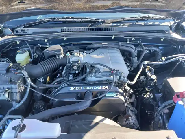 トヨタ ハイラックス サーフ SSR－G 岩手県 2004(平16)年 6.1万km グレイッシュブルーメタリック 4WD/純正MOPナビTV/バックカメラ/ETC/フロントフォグランプ/オートライト/オートエアコン/革巻きステアリング/荷室ダブルデッキ/トレイ/AC100Vコンセント/純正17インチアルミホイール/リモコンキー/イモビライザー/禁煙車