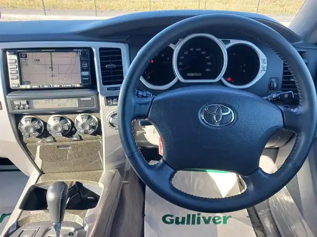 トヨタ ハイラックス サーフ SSR－G 岩手県 2004(平16)年 6.1万km グレイッシュブルーメタリック 4WD/純正MOPナビTV/バックカメラ/ETC/フロントフォグランプ/オートライト/オートエアコン/革巻きステアリング/荷室ダブルデッキ/トレイ/AC100Vコンセント/純正17インチアルミホイール/リモコンキー/イモビライザー/禁煙車