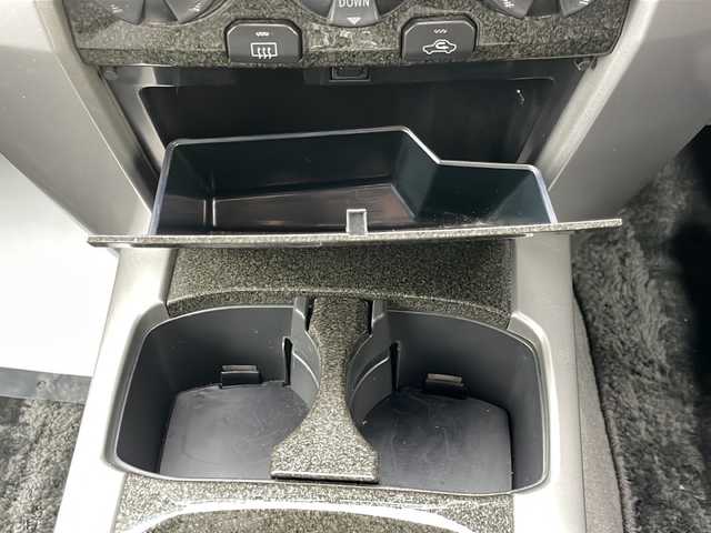 トヨタ ハイラックス サーフ SSR－G 岩手県 2004(平16)年 6.1万km グレイッシュブルーメタリック ＡＣ１００Ｖコンセント　純正ナビ　バックカメラ　ＣＤ／ＭＤ再生　ＥＴＣ　オートライト　リモコンキー　フロントフォグランプ　純正１７インチアルミホイール　オートエアコン　革巻きステアリング