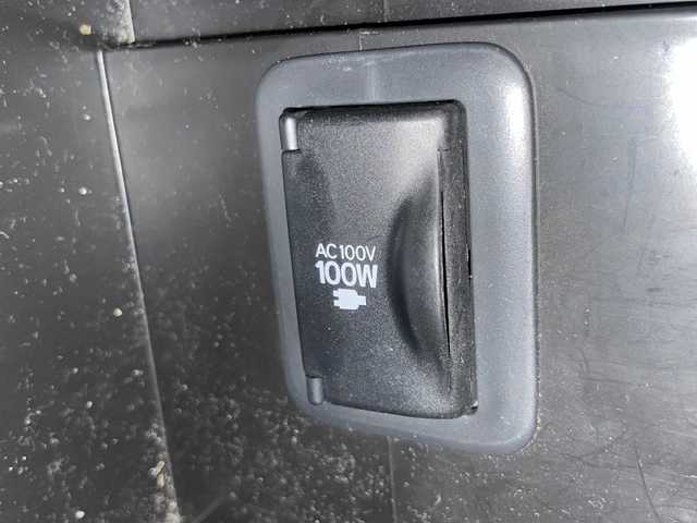 トヨタ ハイラックス サーフ SSR－G 岩手県 2004(平16)年 6.1万km グレイッシュブルーメタリック ＡＣ１００Ｖコンセント　純正ナビ　バックカメラ　ＣＤ／ＭＤ再生　ＥＴＣ　オートライト　リモコンキー　フロントフォグランプ　純正１７インチアルミホイール　オートエアコン　革巻きステアリング