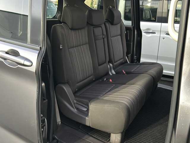 ホンダ フリード G ホンダセンシング 静岡県 2019(平31)年 4.9万km モダンスティールM 純正メモリナビ/・CD/・DVD/・フルセグＴＶ/・Bluetooth/・AM/・FM/主要装備/・両側パワスラ/・ホンダセンシング/・衝突軽減/・横滑り防止装置/・レーンキープ/・追従クルコン/・バックカメラ/・ビルトインＥＴＣ/・ドラレコ前/・ステリモ/・スマートキー/・プッシュスタート/・スペアキー1本