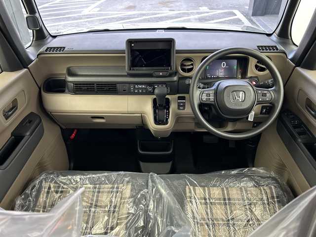 ホンダ Ｎ ＢＯＸ JOY 奈良県 2025(令7)年 0.1千km グレーＭ R7/11月登録/バックカメラ（未接続）/ホンダセンシング/・衝突軽減ブレーキ/・横滑り防止機能/・レーンキープアシスト/・先行車発進お知らせ機能/レーダークルコン/前後コーナーセンサー/片側パワースライドドア/電動パーキング/オートホールド/シートヒーター/ベンチシート/チップアップシート/LEDヘッドライト/オートライト/プッシュスタート/スマートキー/スペアキー（1本）