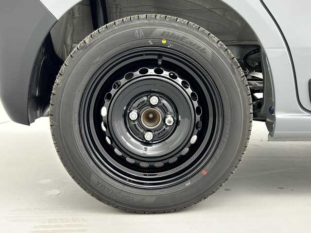 ホンダ Ｎ ＢＯＸ JOY 奈良県 2025(令7)年 0.1千km グレーＭ R7/11月登録/バックカメラ（未接続）/ホンダセンシング/・衝突軽減ブレーキ/・横滑り防止機能/・レーンキープアシスト/・先行車発進お知らせ機能/レーダークルコン/前後コーナーセンサー/片側パワースライドドア/電動パーキング/オートホールド/シートヒーター/ベンチシート/チップアップシート/LEDヘッドライト/オートライト/プッシュスタート/スマートキー/スペアキー（1本）