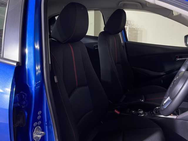 マツダ デミオ XD ツーリング 広島県 2015(平27)年 5.7万km ダイナミックブルーマイカ 純正ナビ　/バックカメラ　/フルセグＴＶ　/リアエアロ　/クルーズコントロール　/衝突軽減ブレーキ　/ＬＥＤヘッドランプ　/オートライト　/フォグランプ　/Ｂｌｕｅｔｏｏｔｈ　/スマートキー　/純正フロアマット　/ＥＴＣ/純正１６インチアルミホイール(185/60/R16)/エアバック（運転席/助手席/サイド/カーテン）