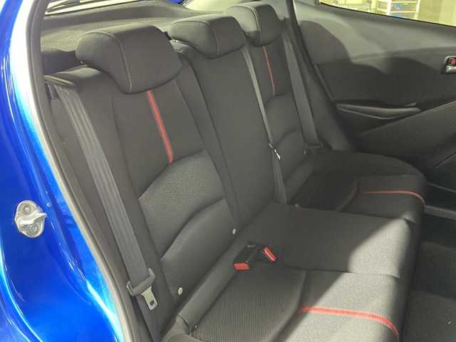 マツダ デミオ XD ツーリング 広島県 2015(平27)年 5.7万km ダイナミックブルーマイカ 純正ナビ　/バックカメラ　/フルセグＴＶ　/リアエアロ　/クルーズコントロール　/衝突軽減ブレーキ　/ＬＥＤヘッドランプ　/オートライト　/フォグランプ　/Ｂｌｕｅｔｏｏｔｈ　/スマートキー　/純正フロアマット　/ＥＴＣ/純正１６インチアルミホイール(185/60/R16)/エアバック（運転席/助手席/サイド/カーテン）