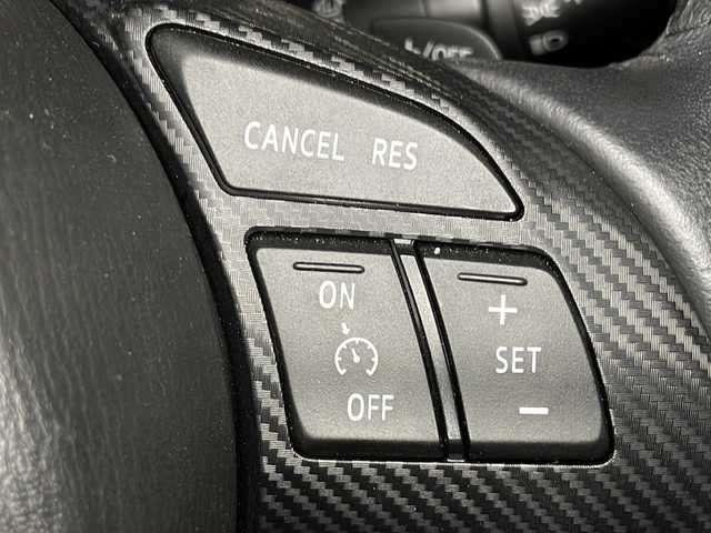 マツダ デミオ XD ツーリング 広島県 2015(平27)年 5.7万km ダイナミックブルーマイカ 純正ナビ　/バックカメラ　/フルセグＴＶ　/リアエアロ　/クルーズコントロール　/衝突軽減ブレーキ　/ＬＥＤヘッドランプ　/オートライト　/フォグランプ　/Ｂｌｕｅｔｏｏｔｈ　/スマートキー　/純正フロアマット　/ＥＴＣ/純正１６インチアルミホイール(185/60/R16)/エアバック（運転席/助手席/サイド/カーテン）