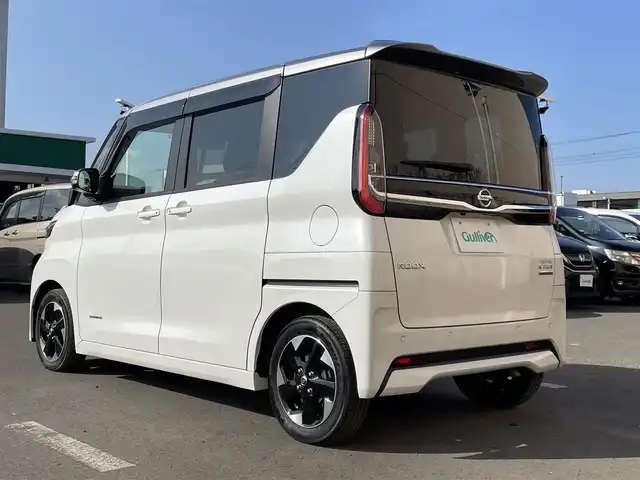 日産 ルークス HWS X プロパイロットED 東京都 2022(令4)年 3万km チタニウムグレーM/シルキーホワイト 純正ディスプレイオーディオ/アラウンドビューモニター/エマージェンシーブレーキ/車線逸脱警報/プロパイロット/ＥＴＣ/両側パワースライドドア/シートヒーター/LEDヘッドライト/ハーフレザーシート/スマートキー