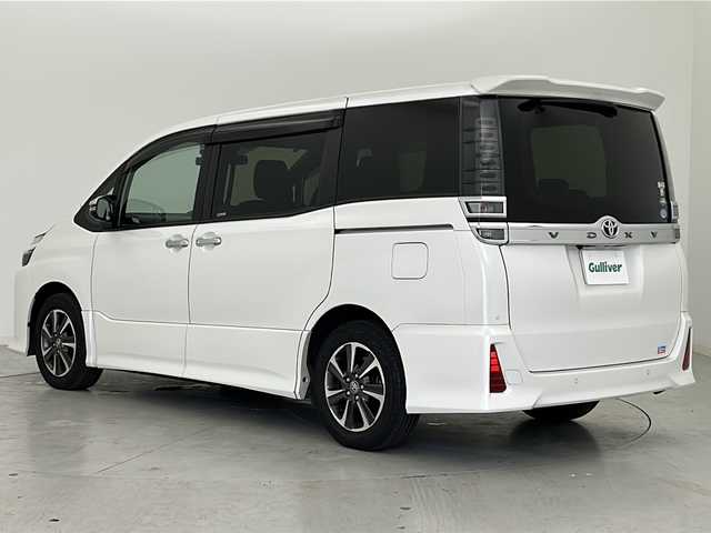トヨタ ヴォクシー ZS 煌Ⅱ 宮城県 2020(令2)年 3.3万km ホワイトパールクリスタルシャイン Toyota Safety Sense /・プリクラッシュセーフティ/・レーンディパーチャーアラート/・オートマチックハイビーム/クルーズコントロール/純正7インチSDナビ/・BT.CD.DVD/SD/バックカメラ/フルセグTV/両側パワースライドドア/ビルトインETC2.0/ドライブレコーダー（FR）/LEDヘッドライト/LEDフォグライト/ステアリングスイッチ/純正フロアマット/純正16インチAW/シートバックテーブル/ロールサンシェード/ドアバイザー