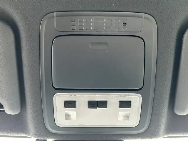 トヨタ ヴォクシー ZS 煌 愛知県 2018(平30)年 3万km ブラック 純正ナビ/　AM/FM/SD/BT/CD/DVD/フルセグTV/バックカメラ/ETC/両側パワースライドドア/LEDヘッドライト/フォグランプ/純正16インチAW/衝突被害軽減システム/レーンキープアシスト/オートマチックハイビーム/アイドリングストップ/純正フロアマット/純正ドアバイザー/スマートキー