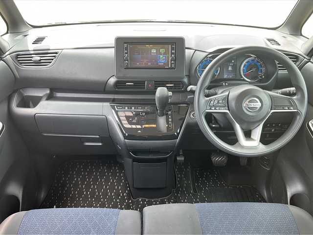 日産 ルークス ハイウェイスター X 佐賀県 2020(令2)年 2.3万km ブラック 純正ナビ/Bluetooth/CD/AUX/地デジテレビ/全周囲カメラ/ワンオーナー/衝突軽減システム/レーンアシスト/両側パワースライドドア/オートエアコン/オートライト/LEDライト/プッシュスタート/ETC/アイドリングストップ/ステアリングスイッチ/電各ウィンカーミラー/ステアリングスイッチ/横滑り防止装置/スマートキー/保証書/取扱説明書/記録簿(R2/3/4/6/7)