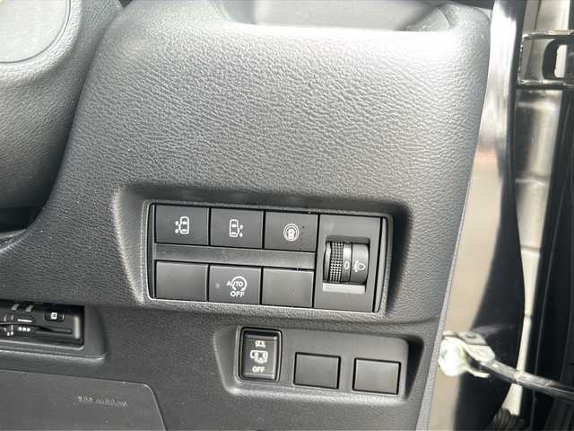 日産 ルークス ハイウェイスター X 佐賀県 2020(令2)年 2.3万km ブラック 純正ナビ/Bluetooth/CD/AUX/地デジテレビ/全周囲カメラ/ワンオーナー/衝突軽減システム/レーンアシスト/両側パワースライドドア/オートエアコン/オートライト/LEDライト/プッシュスタート/ETC/アイドリングストップ/ステアリングスイッチ/電各ウィンカーミラー/ステアリングスイッチ/横滑り防止装置/スマートキー/保証書/取扱説明書/記録簿(R2/3/4/6/7)