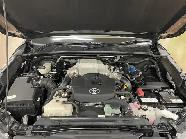 トヨタ ハイラックス Z 道央・札幌 2021(令3)年 4.2万km アティチュードブラックマイカ 4WD/ワンオーナー/寒冷地仕様/MKW製17インチAW/ジオランダーMTタイヤ/TRDマフラー/社外SDナビ/・フルセグTV/CD/DVD/BT/SD/USB/バックカメラ/トヨタセーフティセンス/・プリクラッシュセーフティ/・レーンディパーチャーアラート/・ロードサインアシスト/・先行車発進告知機能/横滑り防止装置/前後コーナーセンサー/純正エンジンスターター/レーダークルーズコントロール/純正フロアマット/純正ドアバイザー/ウインカーミラー/ステアリングリモコン/純正ベッドライナー/オートライト/LEDヘッドライト/前後フォグライト/ダウンヒルアシストコントロール/プッシュスタート/スマートキーx2/サイドステップ/新車時保証書/取扱説明書