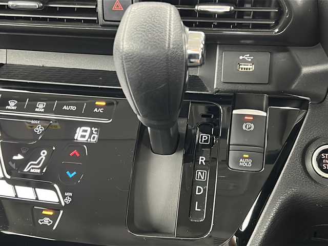 日産 ルークス HWS Gターボ プロパイロットED 宮城県 2020(令2)年 5.2万km アメジストパープル プロパイロット/エマージェンシーブレーキ/車線逸脱警報/先行者発進お知らせ/標識検知機能/アラウンドビューモニター/デジタルインナーミラー/純正9インチナビ（地図SD無し）/（BT.AM.FM.CD.DVD）/両側パワースライドドア/ビルトインETC/ドライブレコーダー（F）/ハンズフリースライドドア/電動パーキングブレーキ/革巻きステアリング/ステアリングスイッチ/プッシュスタート/スマートキー/ロールサンシェード/シートバックテーブル/純正フロアマット/純正ドアバイザー/純正15インチアルミホイール/LEDヘッドライト/LEDフォグランプ