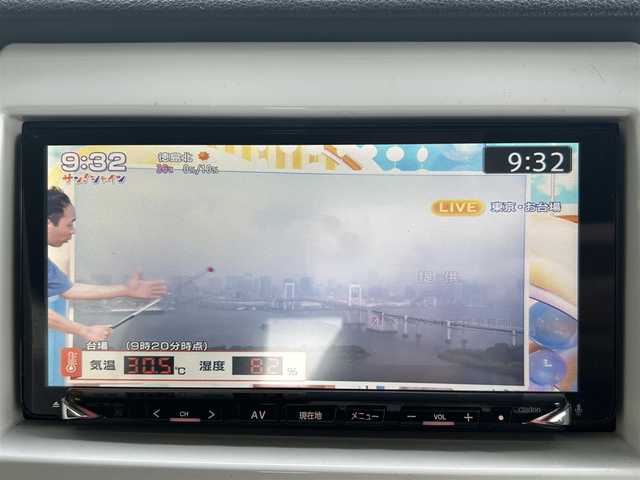 スズキ ハスラー F リミテッド 兵庫県 2017(平29)年 10.9万km クリスタルホワイトパール/ブラック2トーン 社外ナビ/(CD/DVD/BT/SD/iPod)/フルセグTV/バックカメラ/ETC/衝突軽減ブレーキ/前席シートヒーター/HIDライト/ステアリングリモコン/スマートキー/電動格納ミラー/純正ドアバイザー/純正フロアマット/社外アルミ14インチ