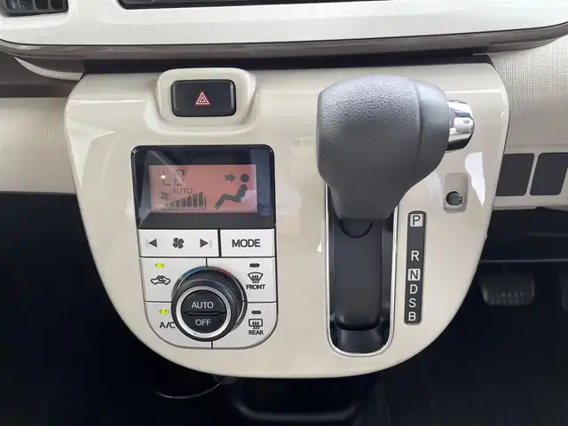 ダイハツ ムーヴ キャンバス G メイクアッフ SA Ⅱ 秋田県 2016(平28)年 13.2万km ナチュラルベージュマイカM (株)IDOMが運営する【じしゃロン秋田店】の自社ローン専用車両になります。こちらは現金またはオートローンご利用時の価格です。自社ローンご希望の方は別途その旨お申付け下さい///////////////////スマートアシスト2/衝突回避支援ブレーキ機能/衝突警報機能(対車両・対歩行者)/車線逸脱警報機能/誤発進抑制制御機能（前方・後方）/先行車発進お知らせ機能/CDオーディオ【CD/USB/AUX/iPod】/両側パワースライドドア/前後ドライブレコーダー/LEDヘッドライト/オートライト/スマートキー/スペアキー×1