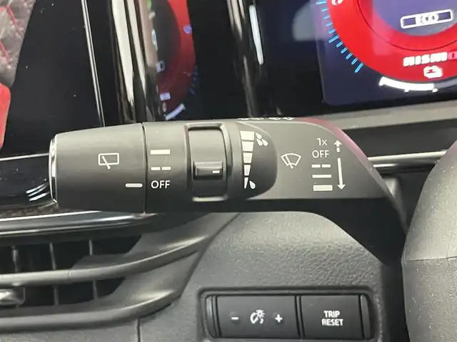 日産 オーラ ニスモ 埼玉県 2023(令5)年 1.3万km スーパーブラック 社外ナビ　アラウンドビューモニター　デジタルインナーミラー　ＢＳＩ　純正アルミホイール　オートライト　オートハイビーム　コーナーセンサー　スマートキー　ＬＥＤヘッドライト　ＤＶＤ再生　地デジフルセグ