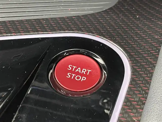 日産 オーラ ニスモ 埼玉県 2023(令5)年 1.3万km スーパーブラック 社外ナビ　アラウンドビューモニター　デジタルインナーミラー　ＢＳＩ　純正アルミホイール　オートライト　オートハイビーム　コーナーセンサー　スマートキー　ＬＥＤヘッドライト　ＤＶＤ再生　地デジフルセグ