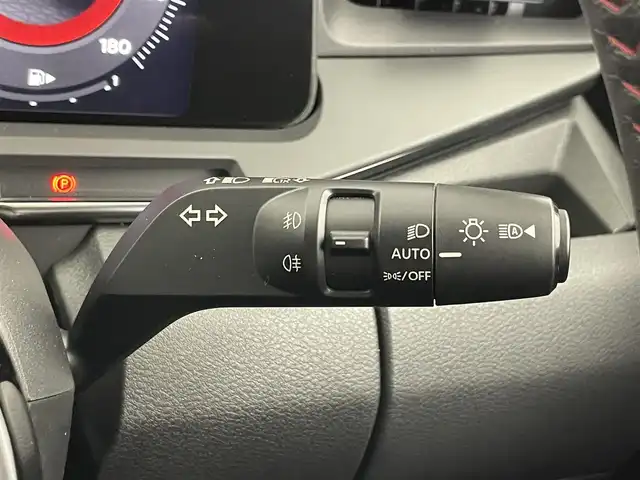 日産 オーラ ニスモ 埼玉県 2023(令5)年 1.3万km スーパーブラック 社外ナビ　アラウンドビューモニター　デジタルインナーミラー　ＢＳＩ　純正アルミホイール　オートライト　オートハイビーム　コーナーセンサー　スマートキー　ＬＥＤヘッドライト　ＤＶＤ再生　地デジフルセグ