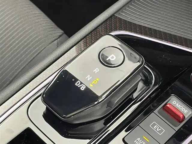 日産 オーラ ニスモ 埼玉県 2023(令5)年 1.3万km スーパーブラック 社外ナビ　アラウンドビューモニター　デジタルインナーミラー　ＢＳＩ　純正アルミホイール　オートライト　オートハイビーム　コーナーセンサー　スマートキー　ＬＥＤヘッドライト　ＤＶＤ再生　地デジフルセグ