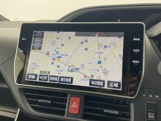 トヨタ ヴォクシー ZS 煌 長崎県 2018(平30)年 9万km ホワイトパールクリスタルシャイン モデリスタエアロ　純正１２．１型後席モニター　純正１０型ナビ　フルセグＴＶ　バックカメラ　両側電動スライドドア　　　クルーズコントロール　衝突被害軽減ブレーキ　ビルトインＥＴＣ　ＬＥＤライト　禁煙車