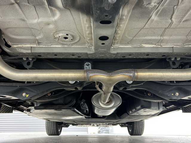 ホンダ ＺＲ－Ｖ ハイブリッド e:HEV Z 三重県 2023(令5)年 1.4万km ワイン /禁煙車//純正9型ナビ//BOSEプレミアムサウンド//全方位カメラ//レーダークルーズコントロール//純正ビルトインETC2.0//ホンダセンシング//衝突軽減ブレーキ//レーンキープアシスト//ブラインドスポットインフォメーション//ワイヤレス充電//前席シートヒーター//前席パワーシート（運転席メモリ付き）//本革シート//純正前後ドライブレコーダー//電動リアゲート//パドルシフト//MTモード付きAT