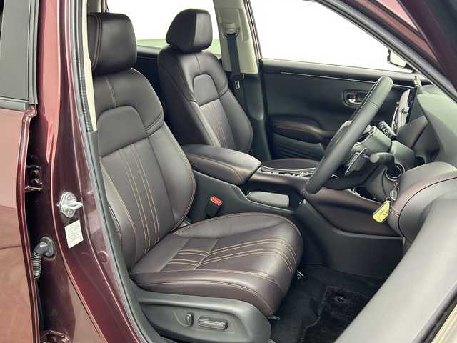 ホンダ ＺＲ－Ｖ ハイブリッド e:HEV Z 三重県 2023(令5)年 1.4万km ワイン /禁煙車//純正9型ナビ//BOSEプレミアムサウンド//全方位カメラ//レーダークルーズコントロール//純正ビルトインETC2.0//ホンダセンシング//衝突軽減ブレーキ//レーンキープアシスト//ブラインドスポットインフォメーション//ワイヤレス充電//前席シートヒーター//前席パワーシート（運転席メモリ付き）//本革シート//純正前後ドライブレコーダー//電動リアゲート//パドルシフト//MTモード付きAT