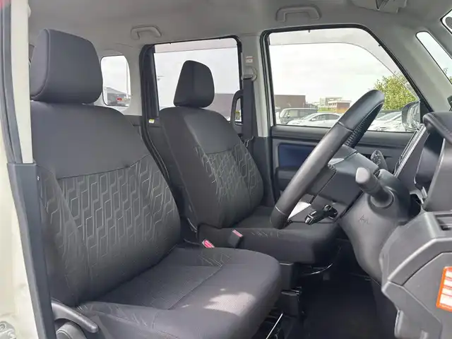 トヨタ ルーミー カスタムG 奈良県 2019(令1)年 2.9万km パールホワイトⅢ 純正ナビ（KSCN-W68）/（フルセグ／ＢＴ／ＣＤ／ＤＶＤ）/クルーズコントロール/バックカメラ/前後コーナーセンサー/プリクラッシュセーフティ/レーンキープ/両側パワースライドドア/フォグランプ/ＬＥＤヘッドライト/前方ドライブレコーダー（UP-K043）/純正14インチＡＷ