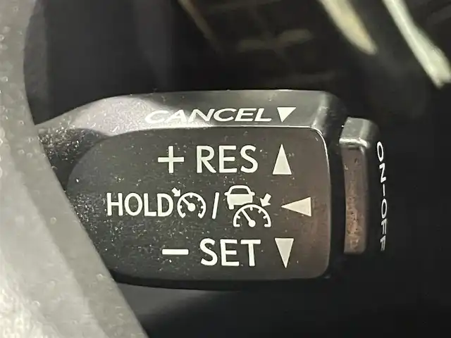 トヨタ ヴェルファイア Z ゴールデンアイズ 愛知県 2020(令2)年 4.6万km ホワイトパールクリスタルシャイン 純正１０インチナビ　/(AM/FM/USB/Bluetooth/Miracast/フルセグTV)/トヨタセーフティセンス　/　　-プリクラッシュセーフティ/　　-レーントレーニングアシスト/　　-レーダークルーズコントロール/　　-ロードサインアシスト/オートマチックハイビーム/ＡＣ１００Ｖ　/両側パワースライドドア　/ビルトインＥＴＣ　/３眼ＬＥＤヘッドライト　/LEDフォグランプ/電動バックドア　/ドライブレコーダー　/オットマン　/クリアランスソナー　/バックカメラ/SOSコール/電動パーキングブレーキ/プッシュスタート/　　-スマートキー