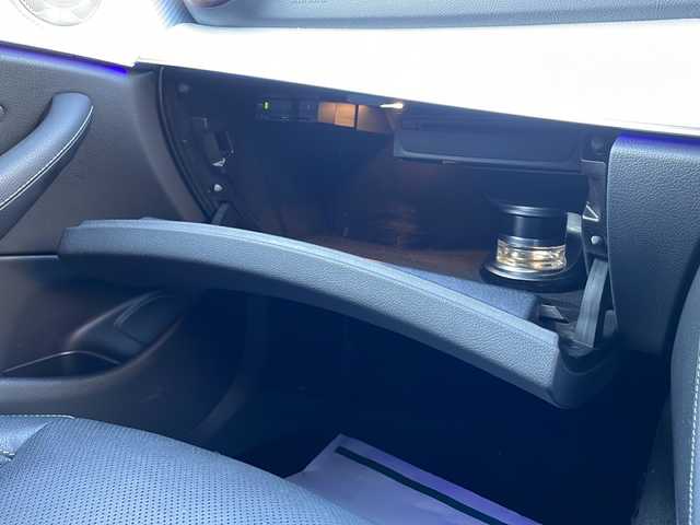 メルセデス・ベンツ Ｅ２２０ｄ 4マチック オールテレイン 東京都 2018(平30)年 5.8万km オブシディアンブラック ワンオーナー/新車時保証書　整備記録簿/取扱説明書　/アクティブブレーキアシスト/アクティブディスタンスアシストディストロニック/アクティブブラインドウスポット/アクティブレーンキーピングアシスト/アイドリングストップ/純正ナビ/フルセグTV/SD/BT/USB/AppleCarPlay/CDプレイヤー/360度カメラ　ETC【DSRC】/ブルメスター/ヘッドアップデイスプレイ/ドライブレコーダー【前】/サンルーフ/レザーシート/全席シートヒーター/Fベンチレーター/フロントメモリー付パワーシート/スマートキー×2/LEDヘッドライト/オートライト/パドルシフト付皮巻きハンドル/純正19インチインチアルミ