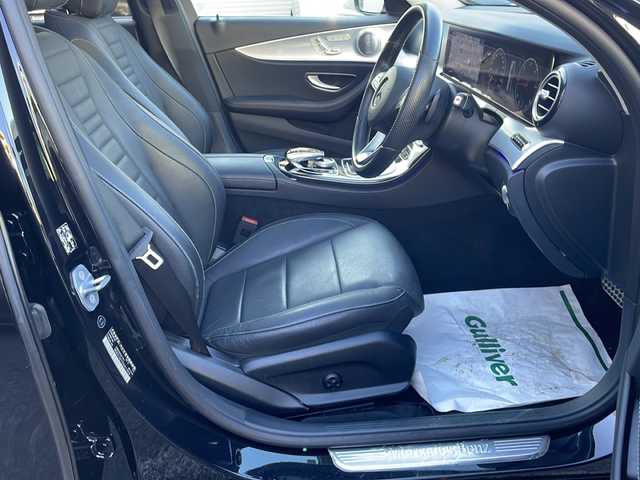 メルセデス・ベンツ Ｅ２２０ｄ 4マチック オールテレイン 東京都 2018(平30)年 5.8万km オブシディアンブラック ワンオーナー/新車時保証書　整備記録簿/取扱説明書　/アクティブブレーキアシスト/アクティブディスタンスアシストディストロニック/アクティブブラインドウスポット/アクティブレーンキーピングアシスト/アイドリングストップ/純正ナビ/フルセグTV/SD/BT/USB/AppleCarPlay/CDプレイヤー/360度カメラ　ETC【DSRC】/ブルメスター/ヘッドアップデイスプレイ/ドライブレコーダー【前】/サンルーフ/レザーシート/全席シートヒーター/Fベンチレーター/フロントメモリー付パワーシート/スマートキー×2/LEDヘッドライト/オートライト/パドルシフト付皮巻きハンドル/純正19インチインチアルミ