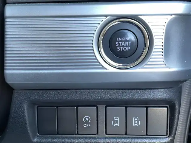 スズキ スペーシア ギア HYBRID XZターボ 和歌山県 2022(令4)年 3.9万km クールカーキパールメタリック/ガンメタリック2トーン ターボ/ディーラー純正ナビ（AM/FM/CD/DVD/SD/MEMORY MUSIC/iPod/USB/Bluetooth/フルセグTV）/両側パワースライドドア/前後ドラレコ/全方位モニター/D/N席　シートヒーター/SUPER CAT　レーダー/クルーズコントロール追従あり/デュアルカメラブレーキサポート/HUD/車線逸脱警報/ETC/純正フロアマット/純正ドアバイザー/保証書/取扱説明書/スペアキー×１