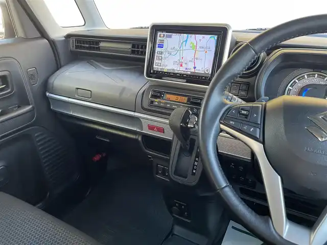 スズキ スペーシア ギア HYBRID XZターボ 和歌山県 2022(令4)年 3.9万km クールカーキパールメタリック/ガンメタリック2トーン ターボ/ディーラー純正ナビ（AM/FM/CD/DVD/SD/MEMORY MUSIC/iPod/USB/Bluetooth/フルセグTV）/両側パワースライドドア/前後ドラレコ/全方位モニター/D/N席　シートヒーター/SUPER CAT　レーダー/クルーズコントロール追従あり/デュアルカメラブレーキサポート/HUD/車線逸脱警報/ETC/純正フロアマット/純正ドアバイザー/保証書/取扱説明書/スペアキー×１