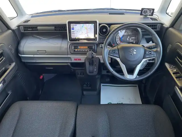 スズキ スペーシア ギア HYBRID XZターボ 和歌山県 2022(令4)年 3.9万km クールカーキパールメタリック/ガンメタリック2トーン ターボ/ディーラー純正ナビ（AM/FM/CD/DVD/SD/MEMORY MUSIC/iPod/USB/Bluetooth/フルセグTV）/両側パワースライドドア/前後ドラレコ/全方位モニター/D/N席　シートヒーター/SUPER CAT　レーダー/クルーズコントロール追従あり/デュアルカメラブレーキサポート/HUD/車線逸脱警報/ETC/純正フロアマット/純正ドアバイザー/保証書/取扱説明書/スペアキー×１