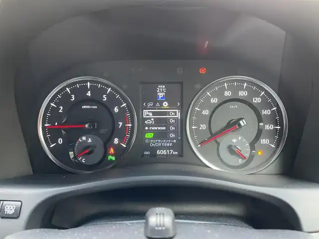 トヨタ ヴェルファイア Z Aエディション ゴールデンアイズ 滋賀県 2017(平29)年 6.1万km ホワイトパールクリスタルシャイン 禁煙車/純正ナビ/（CD/DVD/SD/Bluetooth/フルセグTV）/バックカメラ/純正フリップダウンモニター/前方ドライブレコーダー/ビルトインETC/両側電動スライドドア/プリクラッシュセーフティー/パーキングサポートブレーキ/クリアランスソナー/ウッドコンビステアリング/レーダークルーズコントロール/ステアリングリモコン/ハーフレザーシート/電動パーキングブレーキ/オートホールドブレーキ/オートリトラーミラー/純正フロアマット/純正アルミホイール