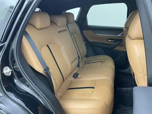 マツダ ＣＸ－６０ XD HV プレミアムスポーツ 岡山県 2023(令5)年 0.9万km ジェットブラックマイカ 純正１２．３インチナビ/（Bluetooth/フルセグTV/Carplay）/サンルーフ/ＢＯＳＥサウンド/茶革ハーフレザーシート/衝突軽減ブレーキシステム/レーダークルーズコントロール/アラウンドビューモニター/ビルトインＥＴＣ２．０/ブラインドスポットモニター/オートハイビーム/ＬＥＤヘッドライト/フォグランプ/純正ドライブレコーダー（前後）/シートヒータ（後席も）/エアシート/ステアリングヒーター/置くだけ充電/パドルシフト/ＵＳＢ接続/パワーバックドア/パーキングサポート/オートホールド/ヘッドアップディスプレイ/スマートキー×2