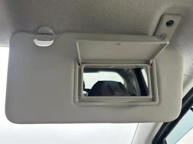 日産 ノート ニスモ 埼玉県 2016(平28)年 1.6万km スーパーブラック 純正ナビ　Ｂｌｕｅｔｏｏｔｈ　バックカメラ　ＥＴＣ　オートライト　ＥＴＣ　アイドリングストップ　スマートキー×２　プッシュスタート　純正１６インチアルミホイール　純正フロアマット