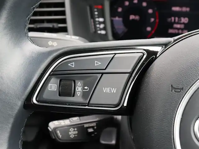 アウディ Ａ１ SB 25TFSI 宮城県 2021(令3)年 3.2万km ＤグリーンⅡ 純正ナビ【ＢＴ／ＵＳＢ】/アダプティブクルーズコントロール　/バックカメラ　/バーチャルコックピット　/マトリクスＬＥＤ　/シートヒーター(DN席)/純正１５インチＡＷ　/レーンキープアシスト　/コーナーセンサー(前後)/ブラインドスポットアシスト/プッシュスタート/アドバンスドキー/オートマチックハイビーム/オートライト/アイドリングストップ/MTモード付/ETC2.0　/禁煙車
