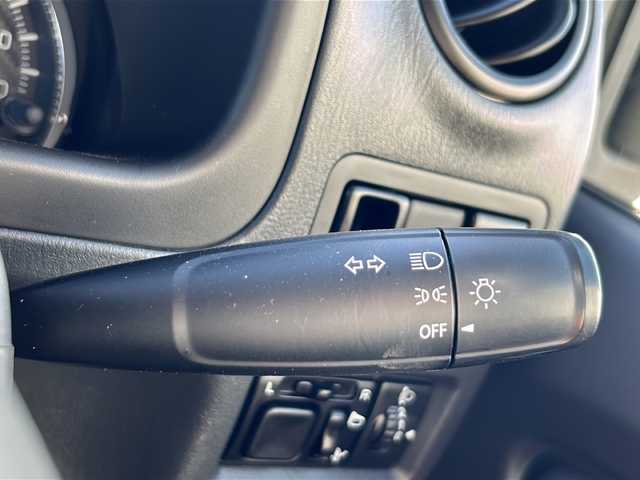 スズキ ジムニー ランドベンチャー 石川県 2016(平28)年 2.2万km スチールグレーメタリック 社外ナビ（ｉＰｏｄ／ＡＵＸ／ＣＤ／ＴＶ／ＵＳＢ）/バックカメラ/リモコンキー/スペアキー/ドラレコ/純正１６インチＡＷ/社外ＥＴＣ/リフトアップ/電動格納ウィンカーミラー/レザーシート/運転席シートヒーター/純正フロアマット/４WD