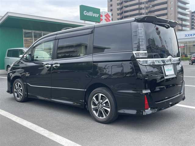 トヨタ ヴォクシー ZS 煌Ⅱ 島根県 2019(平31)年 4.9万km イナズマスパーキングブラックガラスフレーク 純正１０インチナビ　/フルセグ　/ＤＶＤ再生　/Ｂｌｕｅｔｏｏｔｈ　/バックカメラ　/ビルトインＥＴＣ　/両側パワースライド　/純正ＬＥＤヘッドライト　/オートハイビーム　/クルーズコントロール　/衝突軽減ブレーキ/レーンアシスト/アイドリングストップ/スマートキー/プッシュスタート/純正フロアマット