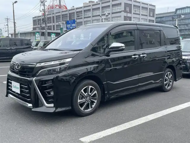 トヨタ ヴォクシー ZS 煌Ⅱ 島根県 2019(平31)年 4.9万km イナズマスパーキングブラックガラスフレーク 純正１０インチナビ　/フルセグ　/ＤＶＤ再生　/Ｂｌｕｅｔｏｏｔｈ　/バックカメラ　/ビルトインＥＴＣ　/両側パワースライド　/純正ＬＥＤヘッドライト　/オートハイビーム　/クルーズコントロール　/衝突軽減ブレーキ/レーンアシスト/アイドリングストップ/スマートキー/プッシュスタート/純正フロアマット
