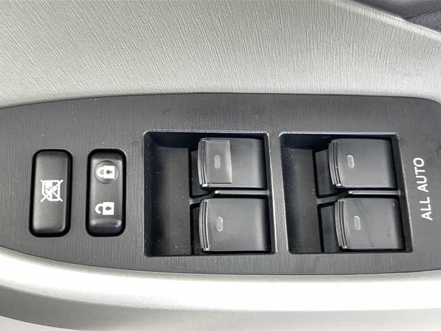 トヨタ プリウス S ツーリングセレクション 千葉県 2010(平22)年 5.9万km ホワイトパールクリスタルシャイン 純正ナビ/　CD/DVD/TV/オートライト/エアロ（S/R）/社外マフラー（GANADOR）/モデリスタフロントグリル/ビルトインETC/フォグランプ/電動格納ミラー/フロアマット/プッシュスタート/スマートキー