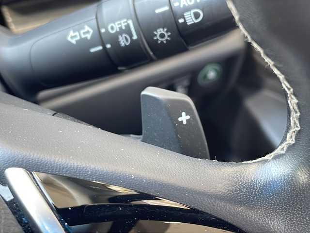 ホンダ オデッセイ アブソルート EX 高知県 2015(平27)年 8.2万km プレミアムヴィーナスブラックP 純正ナビ/(Bluetooth/CD/SD/DVD/USB/フルセグ)/レーダークルーズコントロール/ビルトインETC/バックカメラ/フリップダウンモニター/両側パワースライドドア/レーンキープアシスト/純正18インチアルミホイール/ハーフレザーシート/パワーシート/オートライト/LEDヘッドライト/フォグランプ/プッシュスタート/スマートキー/純正フロアマット/ドアバイザー/アイドリングストップ/パドルシフト/リアロールサンシェード/横滑り防止装置/衝突被害軽減ブレーキ