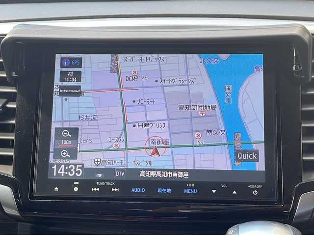 ホンダ オデッセイ アブソルート EX 高知県 2015(平27)年 8.2万km プレミアムヴィーナスブラックP 純正ナビ/(Bluetooth/CD/SD/DVD/USB/フルセグ)/レーダークルーズコントロール/ビルトインETC/バックカメラ/フリップダウンモニター/両側パワースライドドア/レーンキープアシスト/純正18インチアルミホイール/ハーフレザーシート/パワーシート/オートライト/LEDヘッドライト/フォグランプ/プッシュスタート/スマートキー/純正フロアマット/ドアバイザー/アイドリングストップ/パドルシフト/リアロールサンシェード/横滑り防止装置/衝突被害軽減ブレーキ