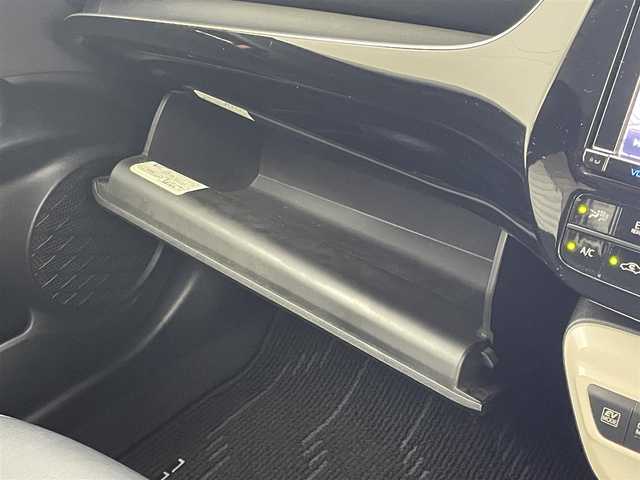 トヨタ プリウス S ツーリングセレクション 茨城県 2016(平28)年 5.7万km グレーメタリック 純正9型ナビ/バックカメラ/フルセグ/モデリスタエアロ/ETC/ドラレコ/シートヒーター/純正17インチAW/LEDヘッドライト/スマートキー