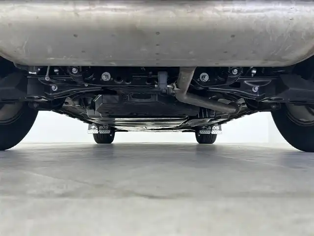 トヨタ カローラ クロス ハイブリッド Z 千葉県 2022(令4)年 1.6万km プラチナホワイトパールマイカ トヨタセーフティセンス/・プリクラッシュセーフティ/・レーントレーシングアシスト/・ブラインドスポットモニター/・コーナーセンサー/・ロードサインアシスト/ナビ付９インチディスプレイオーディオ/・USB/・Bluetooth/・Miracast/全方位カメラ/パワーバックドア/レーダークルーズコントロール/LEDオートライト/ハーフレザーシート/D席パワーシート/前席シートヒーター/純正18インチアルミホイール/プッシュスタート/スマートキー/ETC2.0