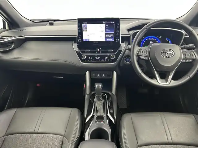 トヨタ カローラ クロス ハイブリッド Z 千葉県 2022(令4)年 1.6万km プラチナホワイトパールマイカ トヨタセーフティセンス/・プリクラッシュセーフティ/・レーントレーシングアシスト/・ブラインドスポットモニター/・コーナーセンサー/・ロードサインアシスト/ナビ付９インチディスプレイオーディオ/・USB/・Bluetooth/・Miracast/全方位カメラ/パワーバックドア/レーダークルーズコントロール/LEDオートライト/ハーフレザーシート/D席パワーシート/前席シートヒーター/純正18インチアルミホイール/プッシュスタート/スマートキー/ETC2.0