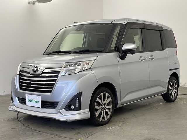 トヨタ ルーミー カスタムG－T 兵庫県 2018(平30)年 4.4万km ブライトシルバーM ・純正ナビ&TV&CD&DVD&BT/・ターボ/・バックカメラ/・スマートアシストII/・衝突回避支援システム/・衝突警報機能（対車両・対歩行者）/・車線逸脱警報機能/・誤発進抑制制御機能/・後方誤発進抑制制御機能/・先行車発進お知らせ機能/・LEDオートライト/・フォグランプ/・前席シートヒーター/・両側パワースライドドア/・クルーズコントロール/・純正ドライブレコーダー/・ビルトインETC/・純正15インチアルミホイール/・純正フロアマット/・アイドリングストップ/・室内イルミネーション/・ロールサンシェード/・シートバックテーブル/・アイドリングストップ/・ステアリングリモコン/・スマートキー/・プッシュスタート